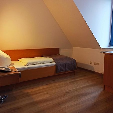 Gastehaus Deggendorf Hotel Buitenkant foto